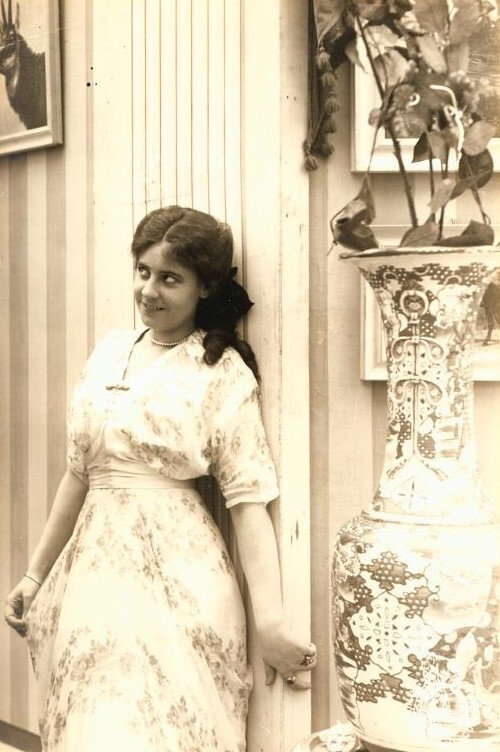 A Deal with the Devil photo