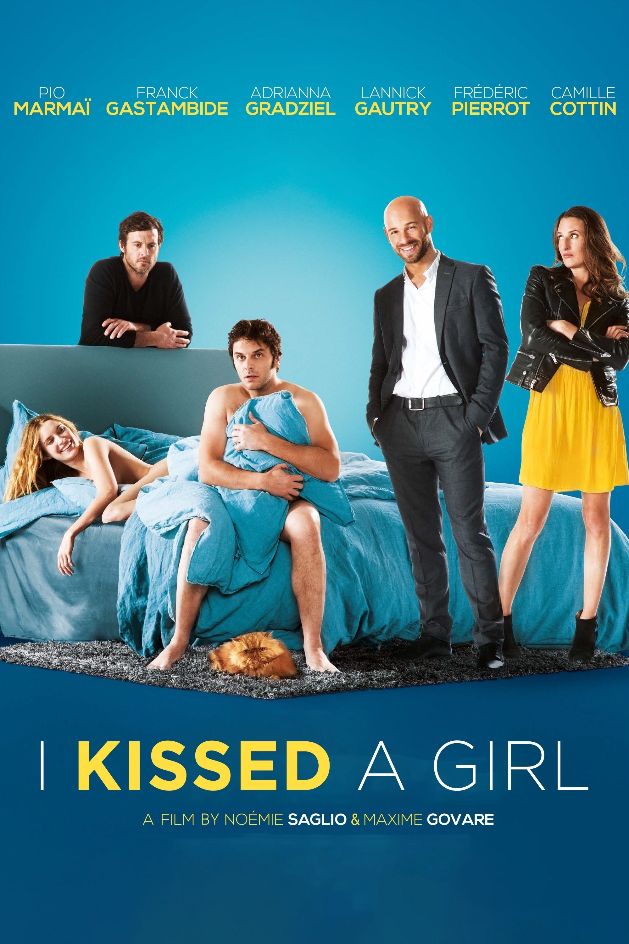 I Kissed a Girl photo
