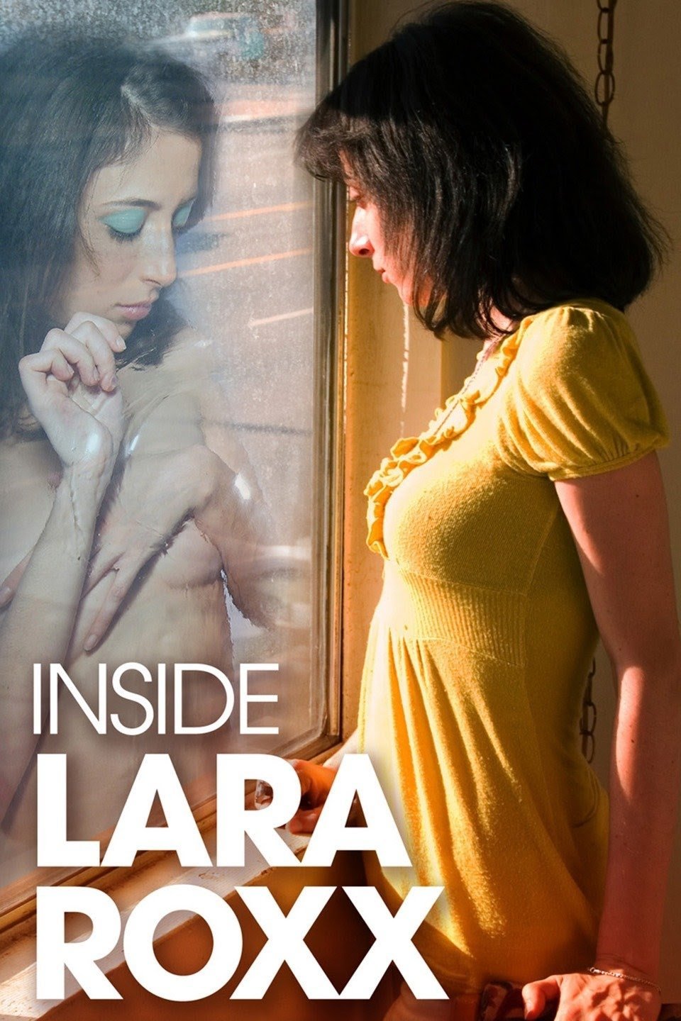 Inside Lara Roxx photo