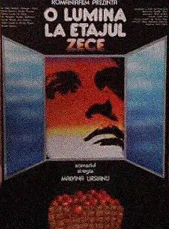 O lumină la etajul zece photo