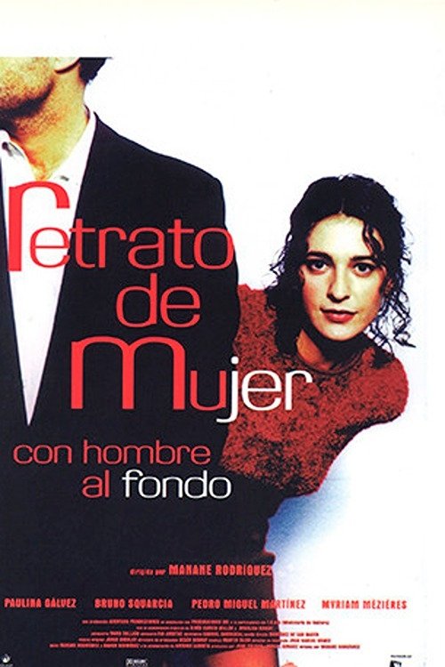 Retrato de mujer con hombre al fondo photo