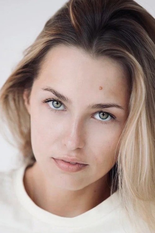 Aglaya Shilovskaya photo