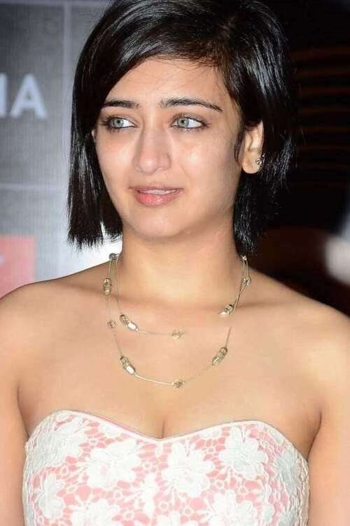 Akshara Haasan photo