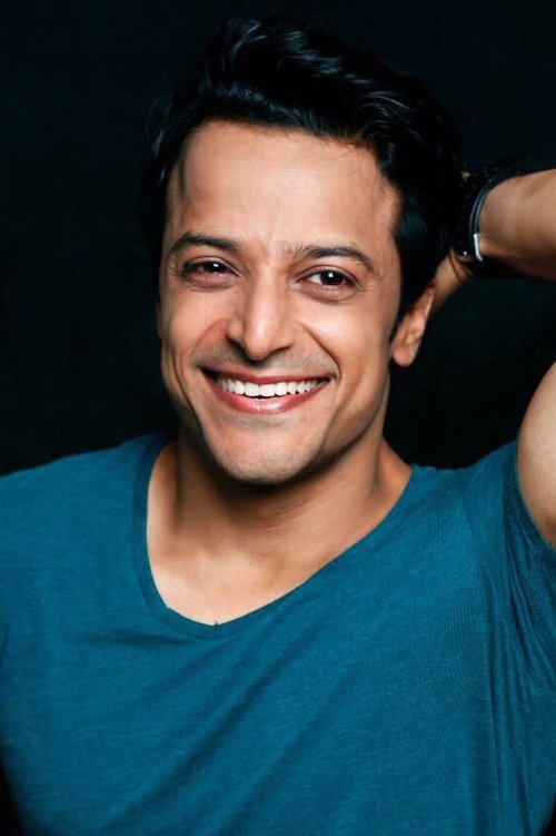 Akshat R. Saluja photo