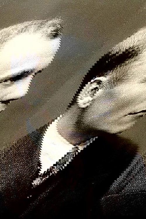 Albert Kivikas photo