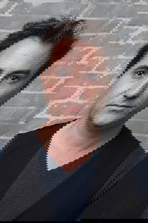 Alec Von Bargen photo