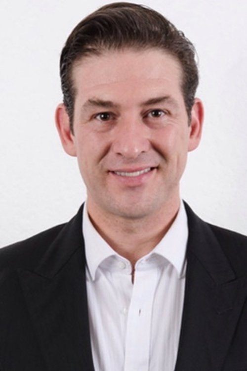 Alejandro Cuétara photo