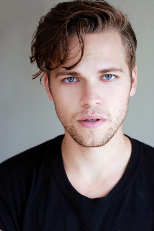 Alexander Calvert photo