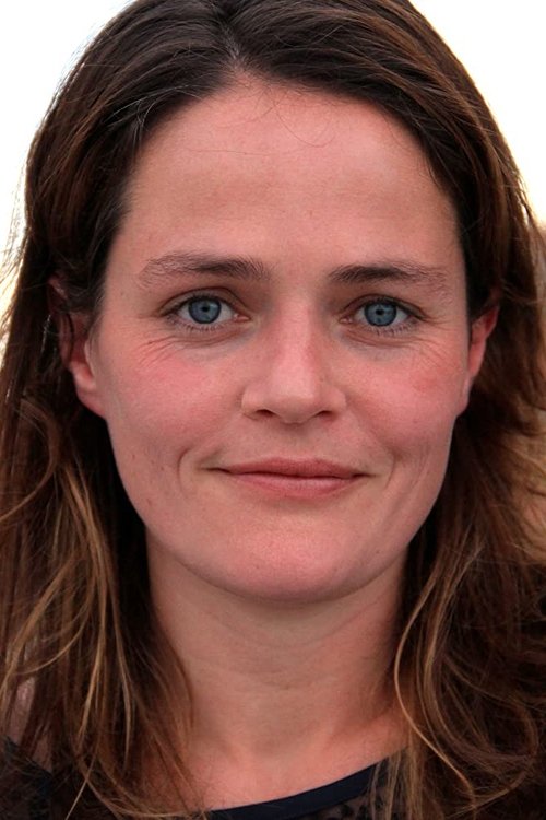 Alexandra Johnes photo