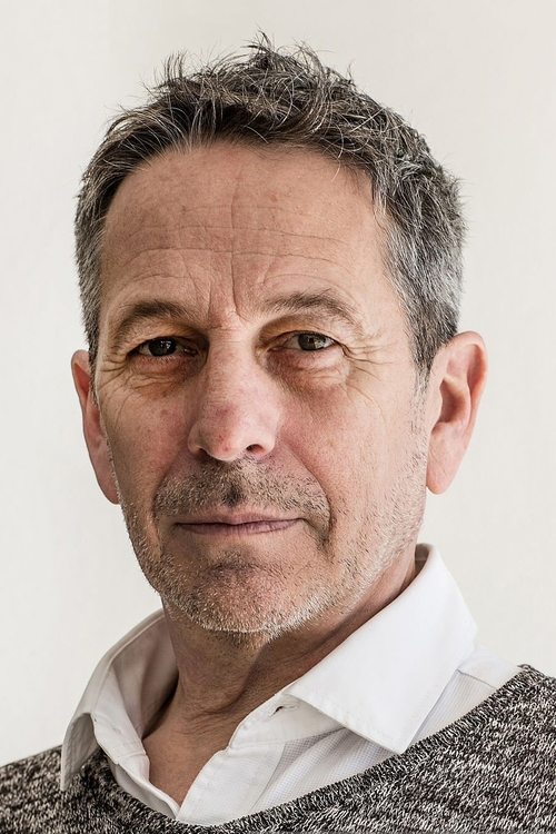 Alfredo Castro photo