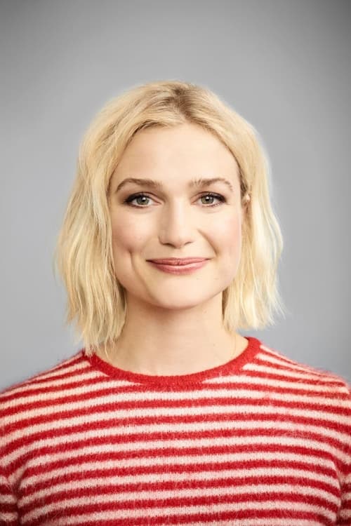 Alison Sudol photo