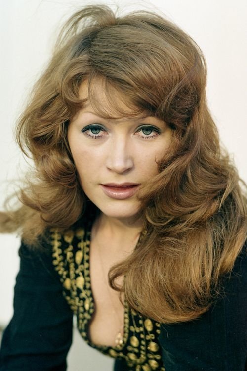 Alla Pugacheva photo
