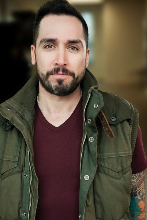 Alonso Oyarzun photo