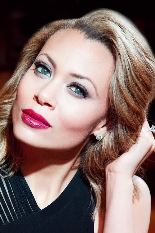 Alyson Cambridge photo