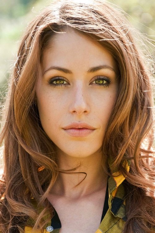 Amanda Crew photo