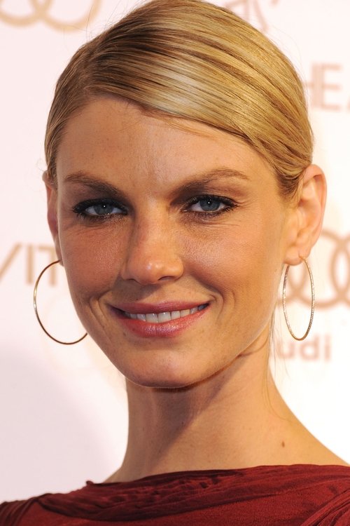 Angela Lindvall photo