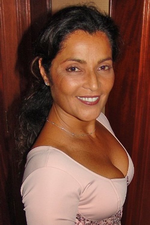 Angelina Muniz photo