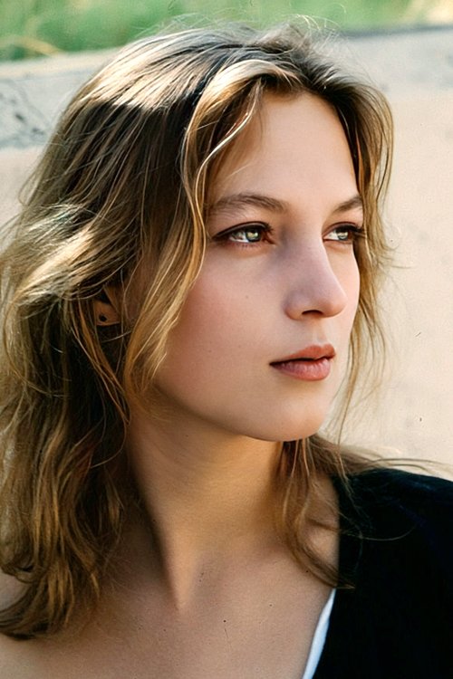 Ann-Gisel Glass photo