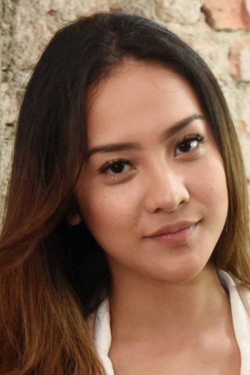 Anya Geraldine photo