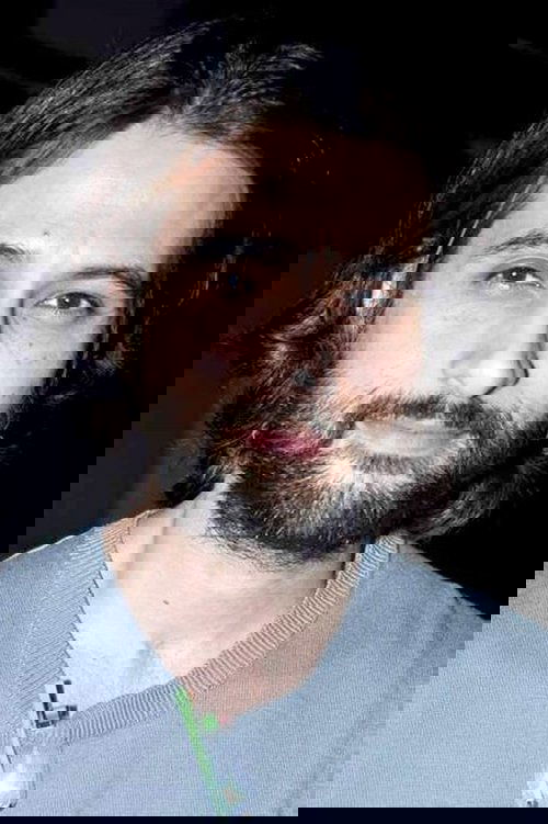 Apurva Agnihotri photo