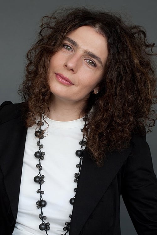 Arsinée Khanjian photo