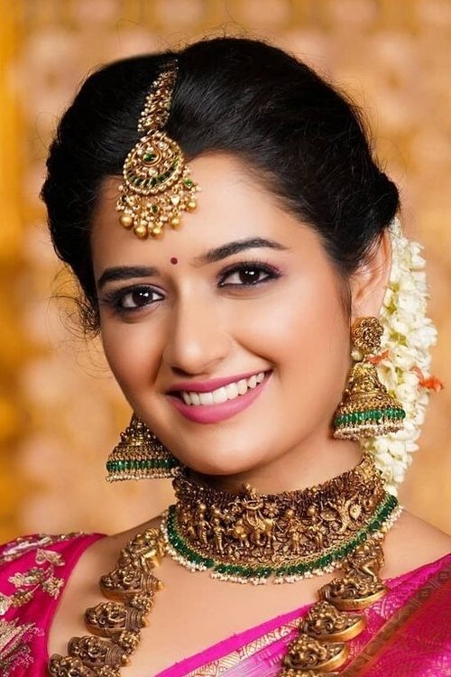 Ashika Ranganath photo