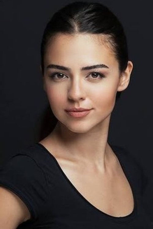 Aslıhan Malbora photo