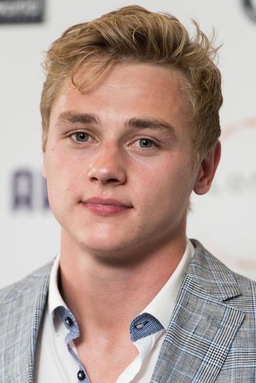 Ben Hardy photo