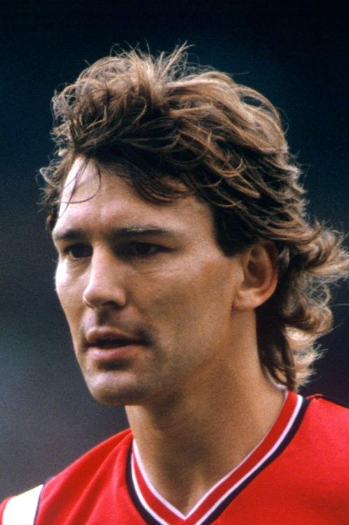 Bryan Robson photo