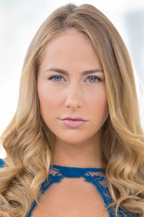 Carter Cruise photo