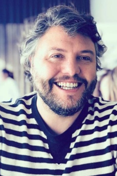 César Mourão photo