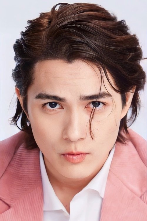 Charlie Trairat photo