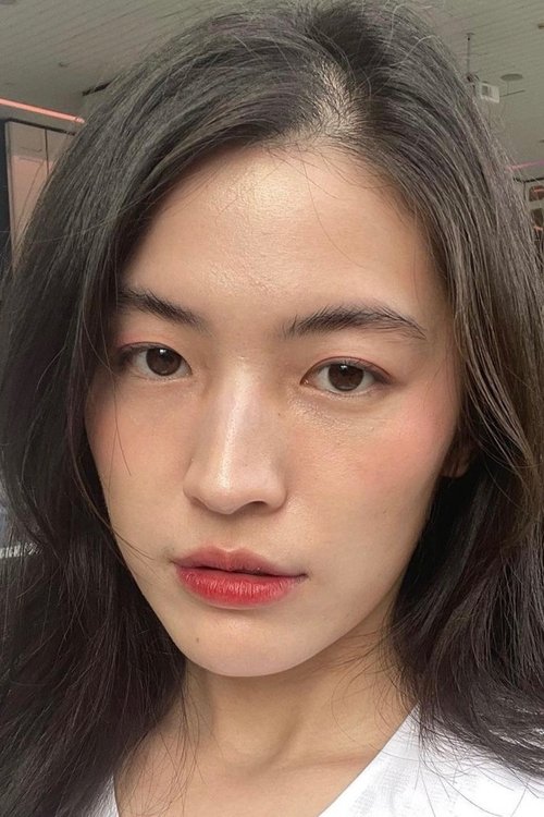 Chollatorn Pratchyaroongroj photo