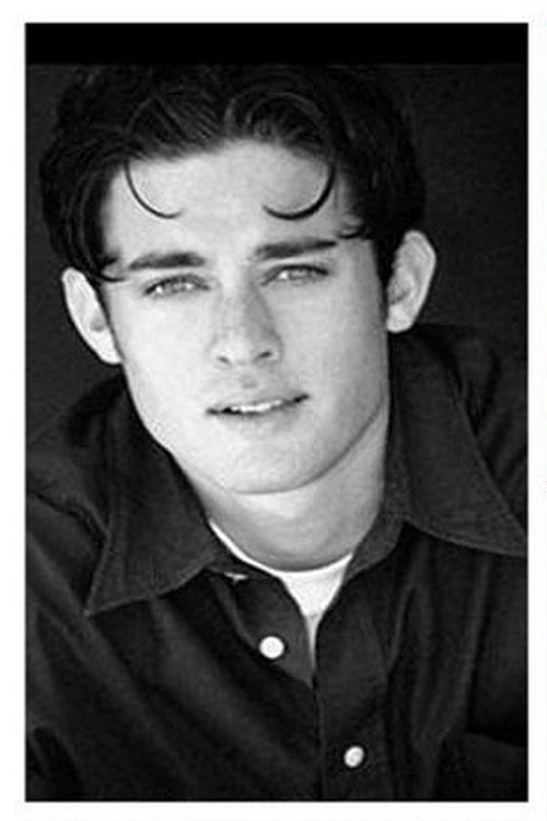 Christopher Pettiet photo