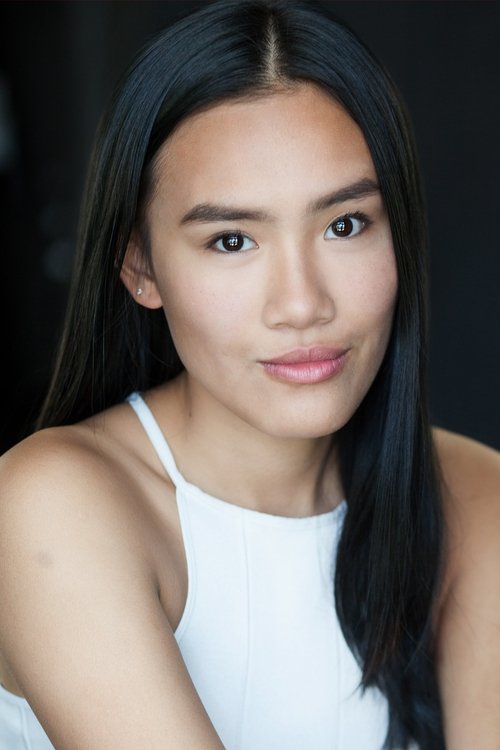 Claudia Kai photo