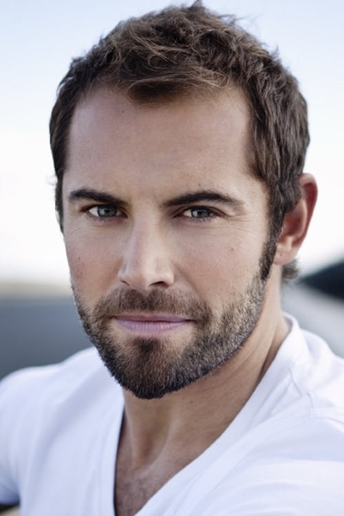 Daniel MacPherson photo