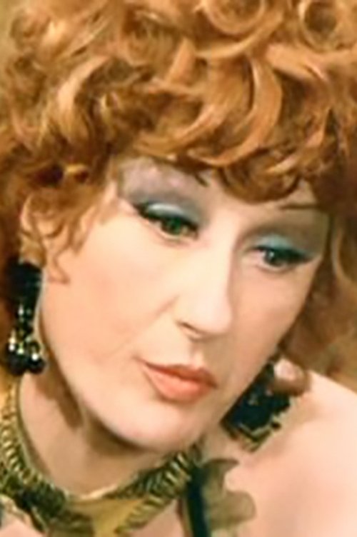 Danika La Loggia photo