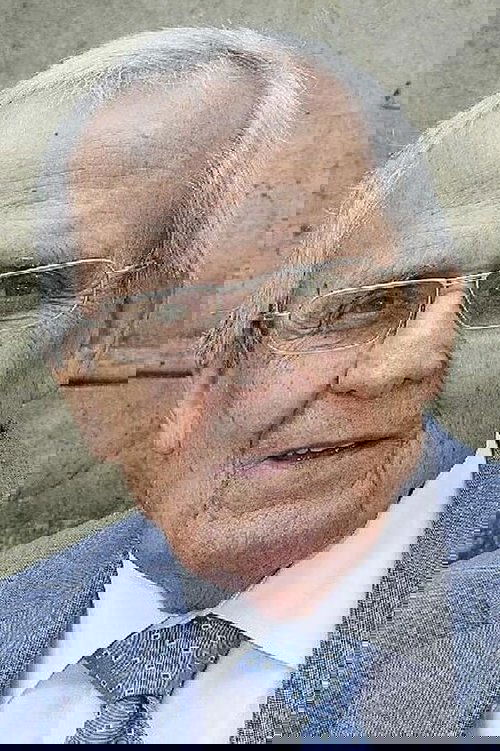 Dieter Hildebrandt photo