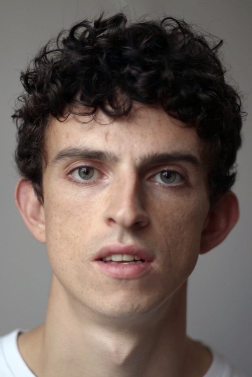 Dominic Holmes photo