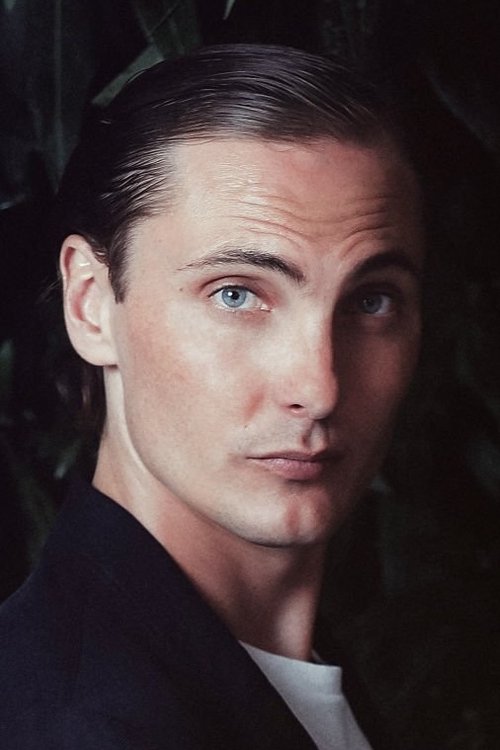 Eamon Farren photo