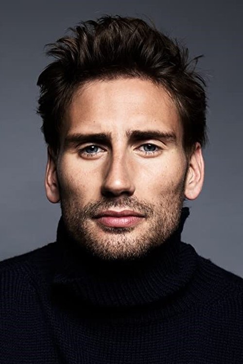 Edward Holcroft photo