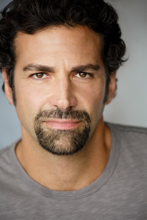 Elijah Alexander photo