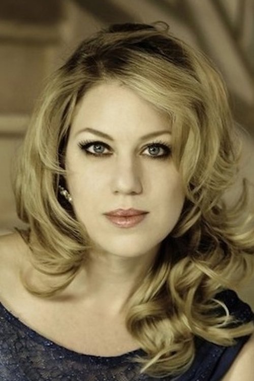 Elizabeth Caballero photo