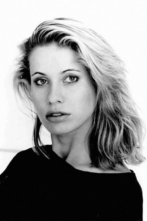 Elizabeth Kaitan photo