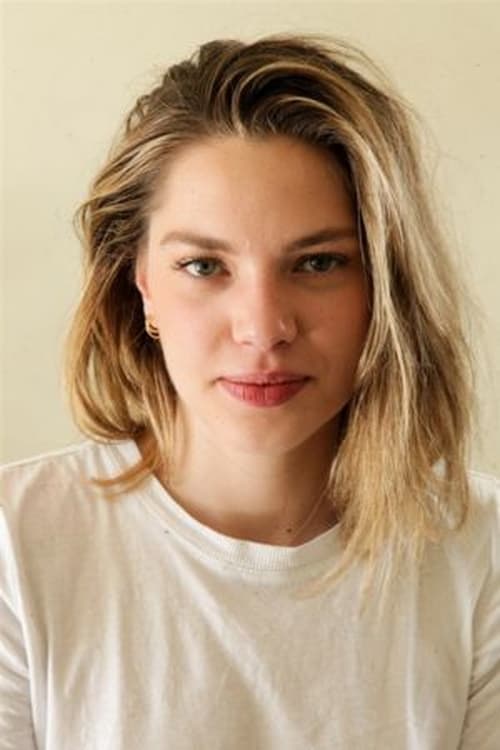 Ella Pellegrini photo