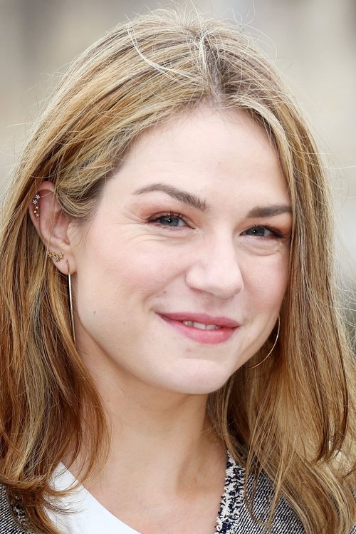 Émilie Dequenne photo