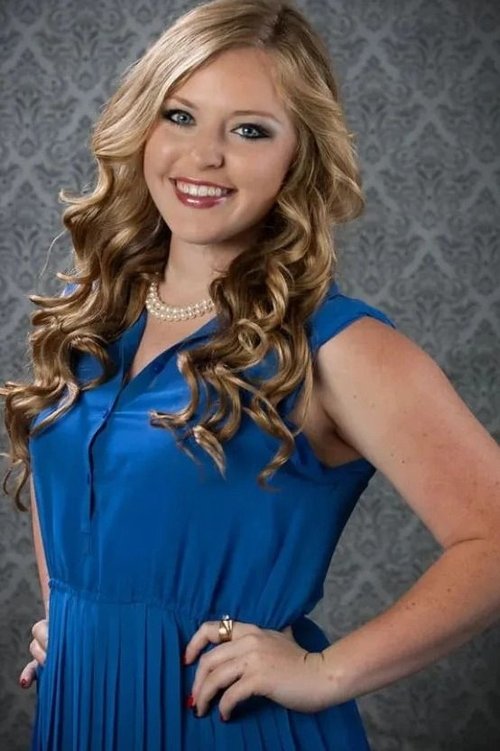 Emily Mae Young photo