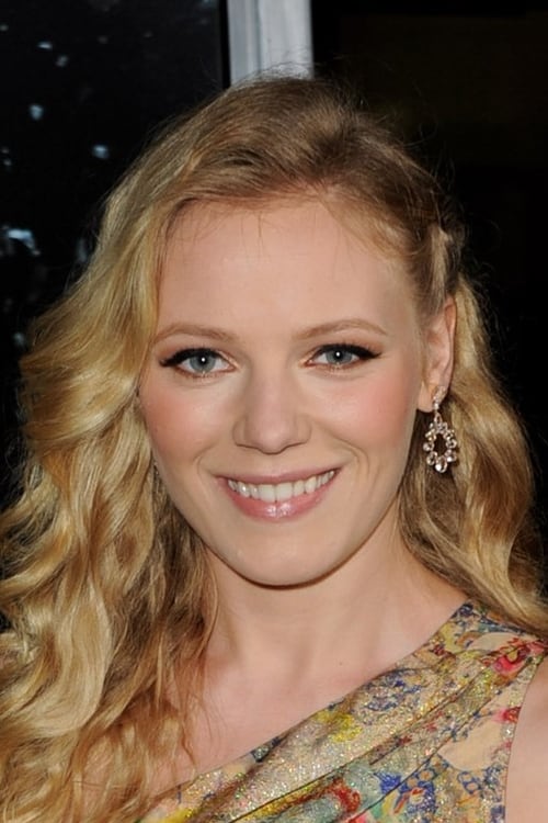 Emma Bell photo