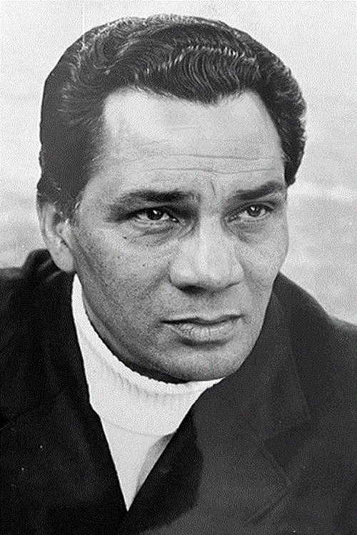 Enrique Lucero photo