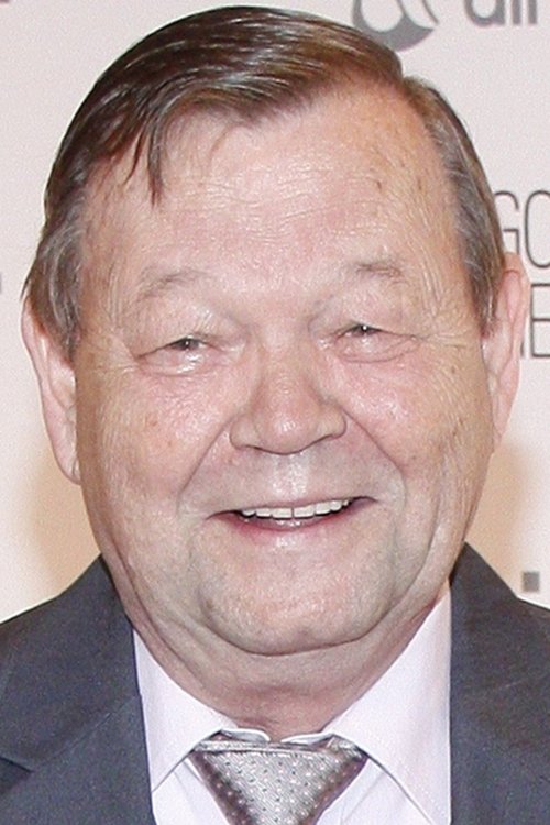 Ernst-Georg Schwill photo